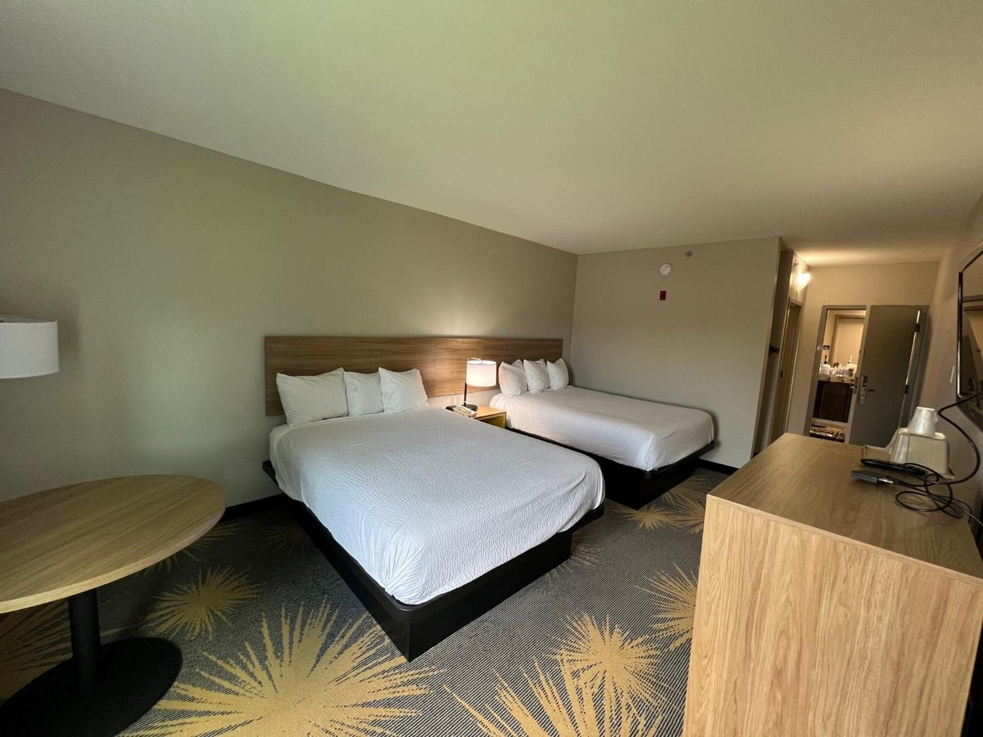 Days Inn By Wyndham Laplace- New Orleans Екстериор снимка